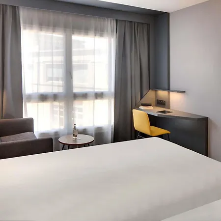 ホテル メルキュール センター アンティゴーヌ モンペリエ