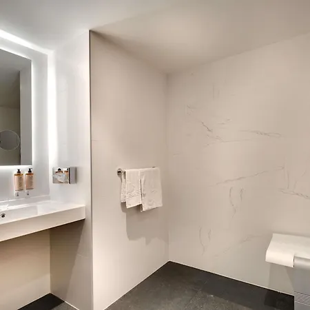 Hotel Mercure Centre Antigone 4*
