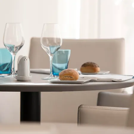 Hotel Mercure Centre Antigone 4*