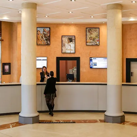 Mercure Centre Antigone Hotel 4*