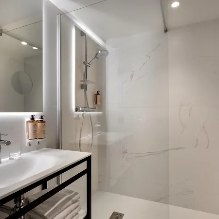 Mercure Centre Antigone 4*