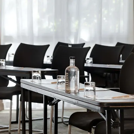 Mercure Centre Antigone 4*