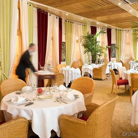 Mercure Centre Antigone Hotel 4*