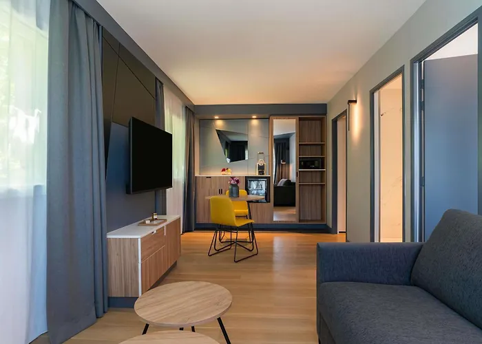 Mercure Centre Antigone 4*