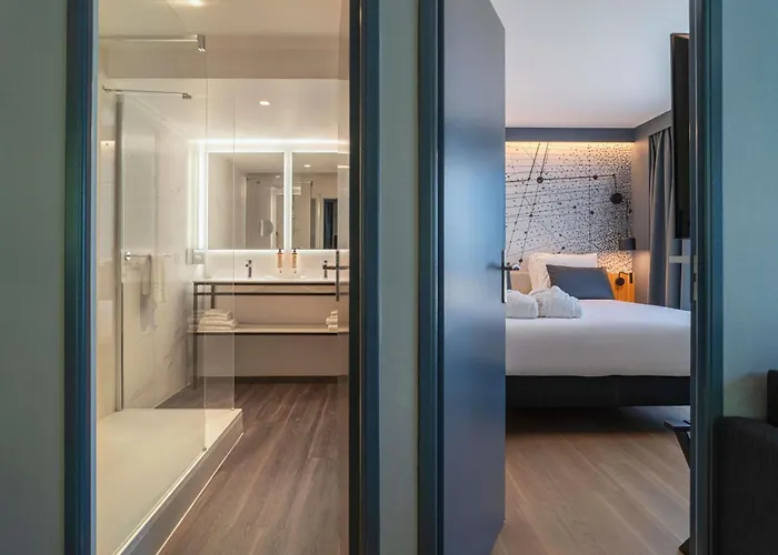 Mercure Centre Antigone 4*